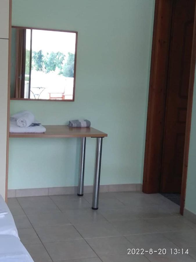 Roula Apartment