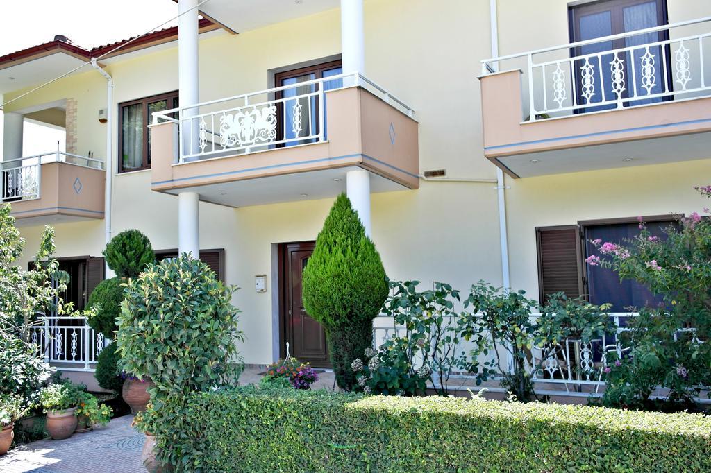 Roula Apartment